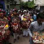 devotees-hold-jagannath-during-the-procession-in Karanchi-Pakistan